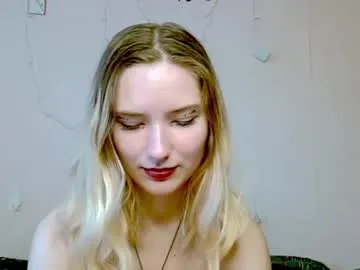 _kikiclark_ Image 10