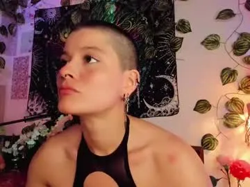 alexiafisher_ Image 4