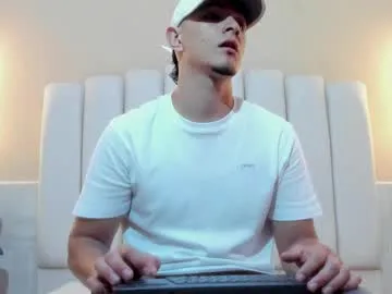 david_victoriaa Image 10