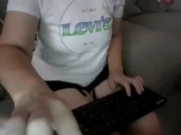 funcouple4282 Image 4