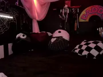 gigglemethis22 Image 13