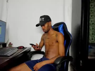 kofi_exotic_ Image 3