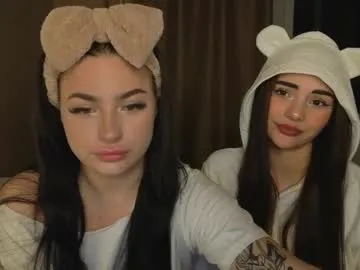 lisaanddenis Image 17