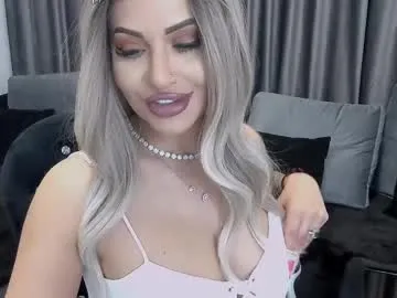 lovelyblondyxxx Image 12