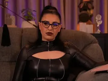 mistresskellykent Image 4