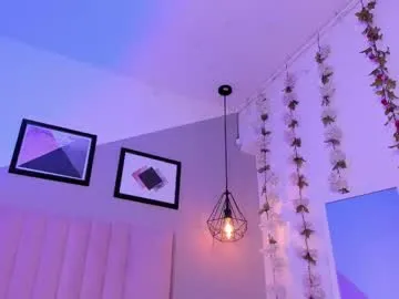 violetta_nur Image 17